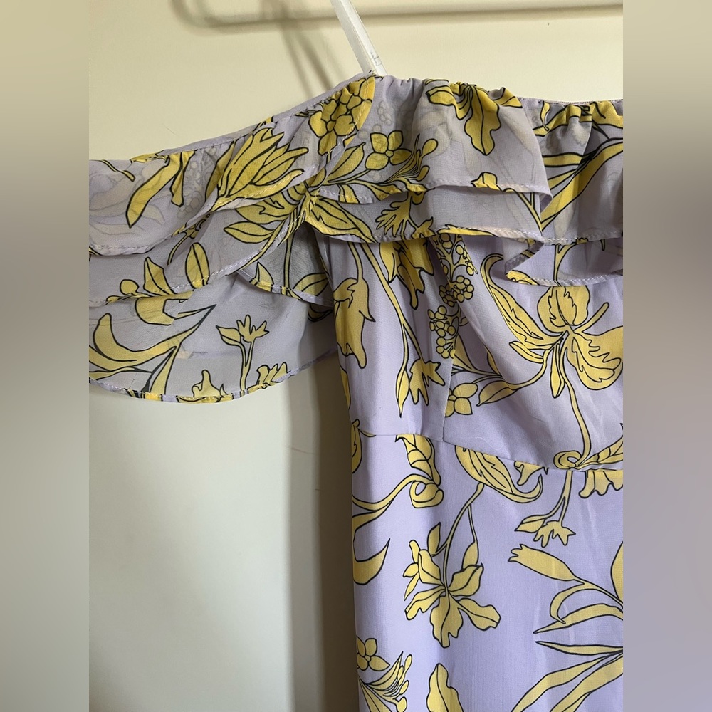 Lulus long off the shoulder dress new with tags. Purple and yellow accents - Picture 8 of 9